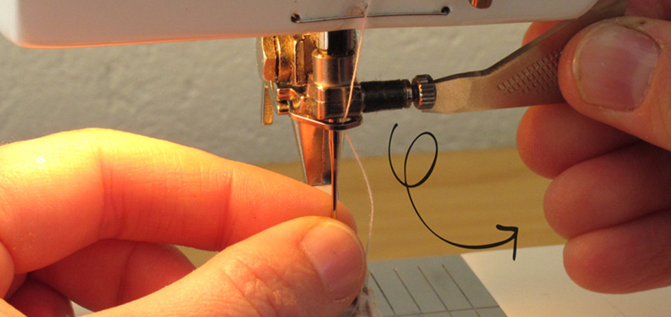 How-To-Change-Sewing-Machine-Needle