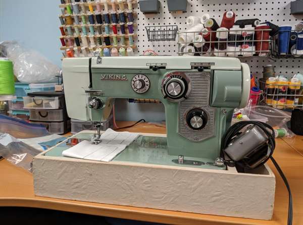 How to Thread a Vintage Sewing Machine